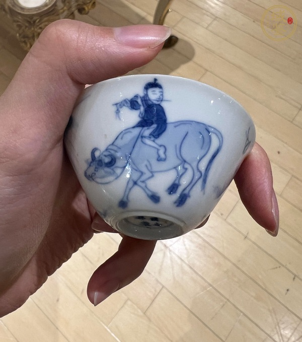 古玩陶瓷牧牛圖青花杯真品鑒賞圖