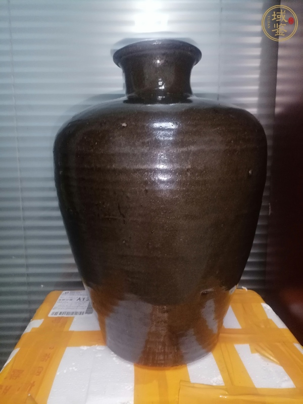 古玩陶瓷褐釉梅瓶真品鑒賞圖