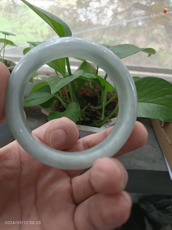 古玩玉器翡翠手鐲真品鑒賞圖