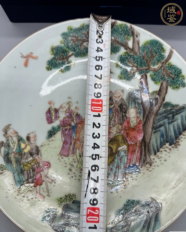 古玩陶瓷八仙圖粉彩盤真品鑒賞圖