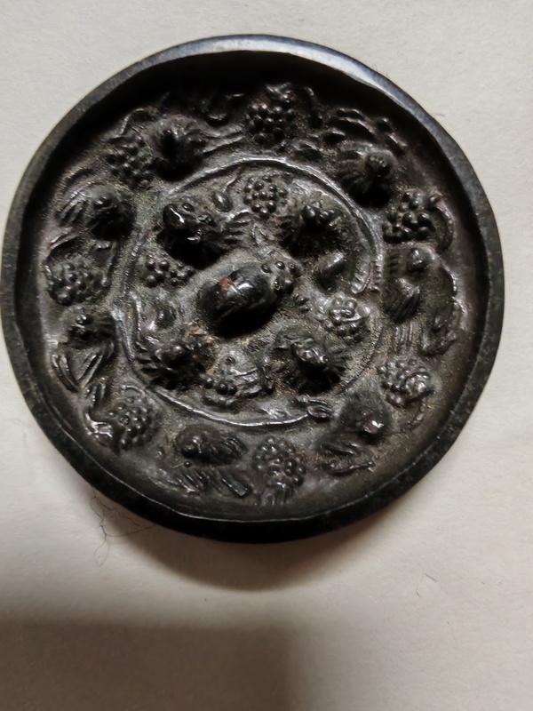 古玩銅器銅鏡拍賣，當(dāng)前價(jià)格1800元