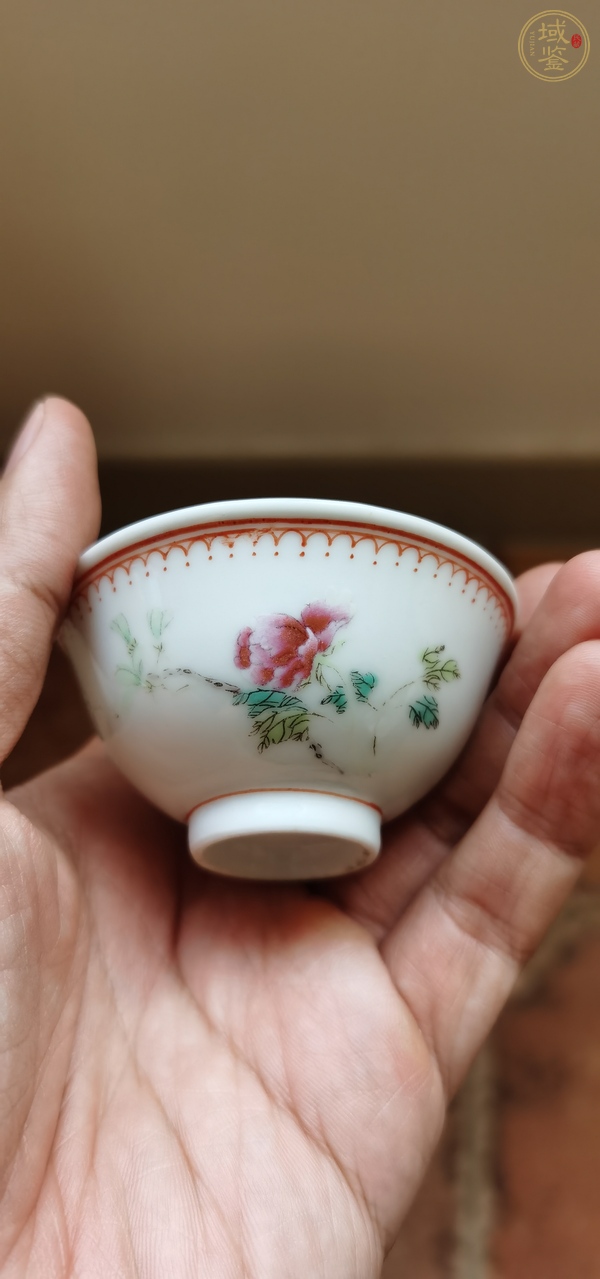 古玩陶瓷粉彩花卉紋茶圓真品鑒賞圖