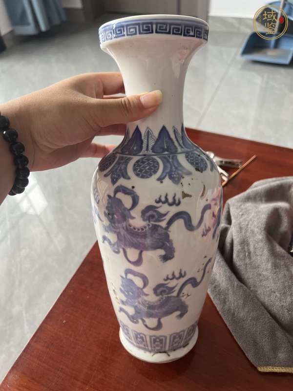 古玩陶瓷青花瓶真品鑒賞圖