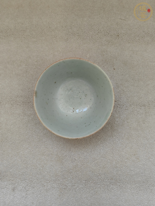 古玩陶瓷豆青釉仰鐘杯真品鑒賞圖