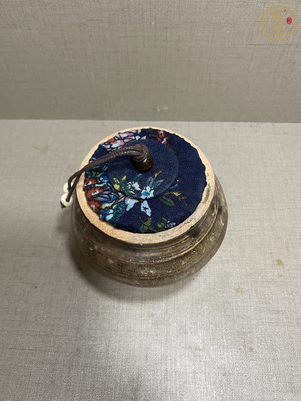 古玩陶瓷吉州窯褐釉茶入真品鑒賞圖