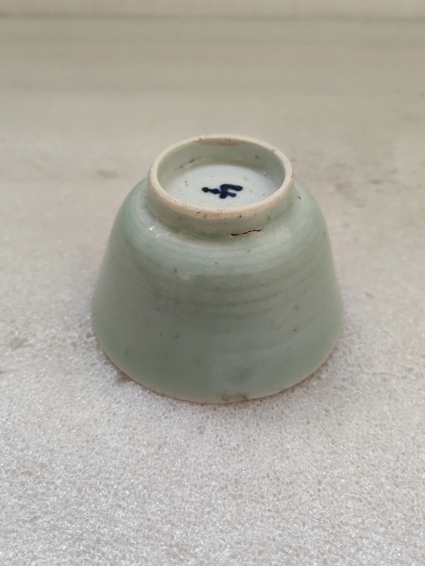古玩陶瓷豆青釉仰鐘杯拍賣,當前價格480元