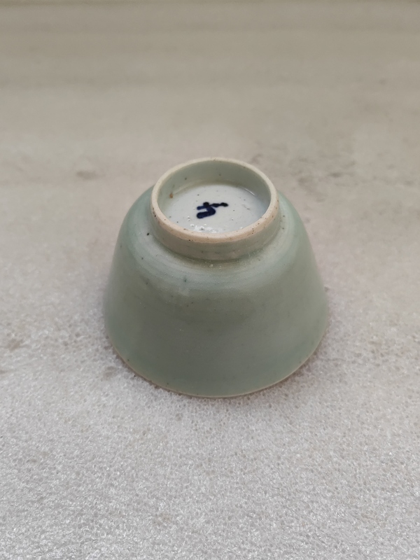 古玩陶瓷豆青釉仰鐘杯拍賣,當前價格480元