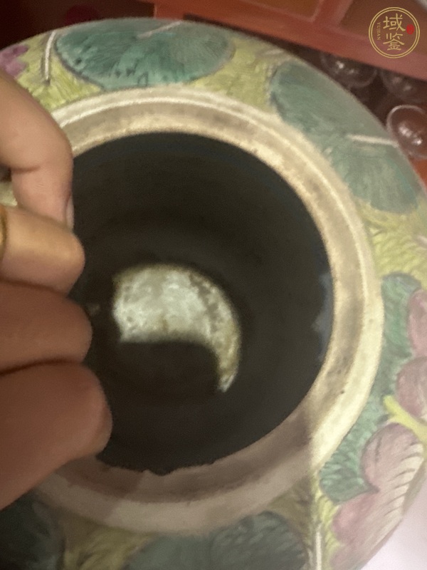 古玩陶瓷粉彩百財(cái)百福紋西瓜罐真品鑒賞圖