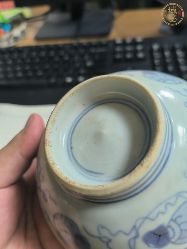 古玩陶瓷青花松鼠葡萄紋茶碗真品鑒賞圖