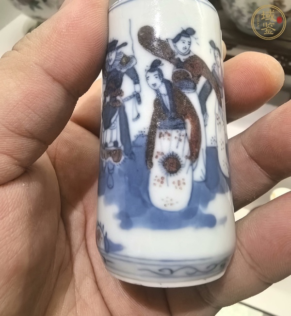 古玩陶瓷青花釉里紅鼻煙壺真品鑒賞圖