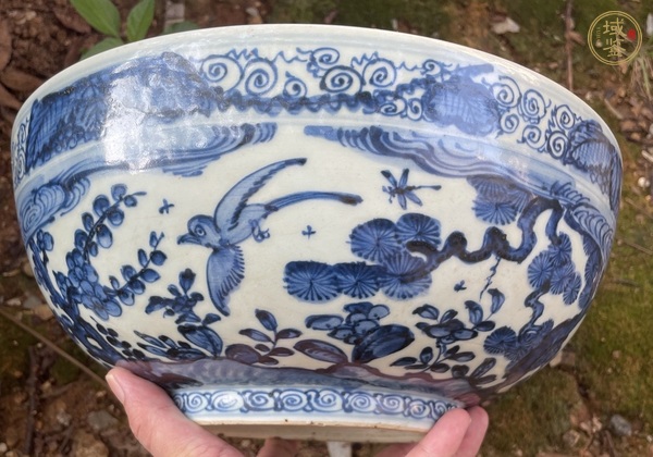 古玩陶瓷青花花鳥紋墩式碗真品鑒賞圖