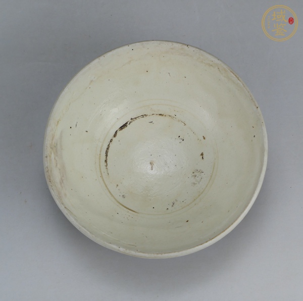 古玩陶瓷緇素釉茶碗真品鑒賞圖