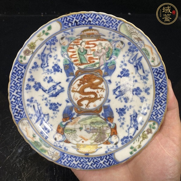 古玩陶瓷青花加彩盤真品鑒賞圖