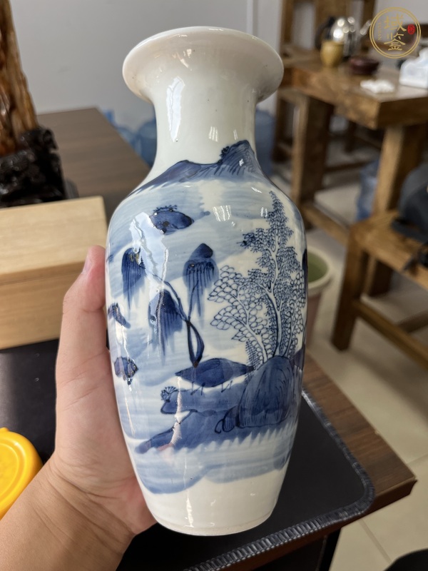 古玩陶瓷青花山水紋瓶 真品鑒賞圖