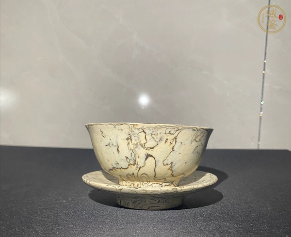 古玩陶瓷絞胎杯碟套真品鑒賞圖