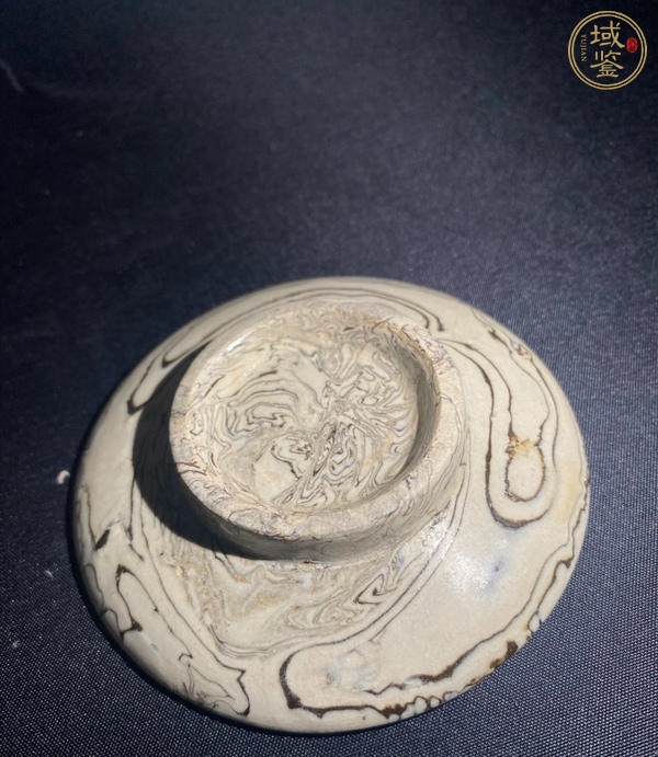 古玩陶瓷絞胎杯碟套真品鑒賞圖
