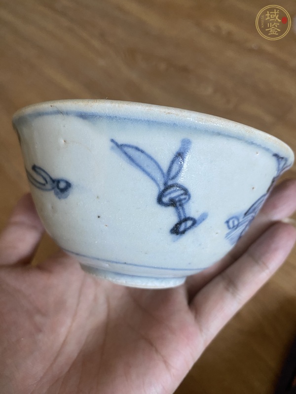 古玩陶瓷青花螭龍紋茶碗真品鑒賞圖