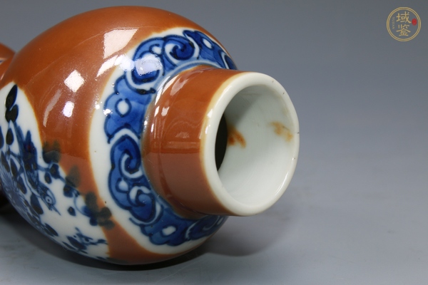 古玩陶瓷清晚期·紫金釉開窗青花花鳥紋梅瓶真品鑒賞圖