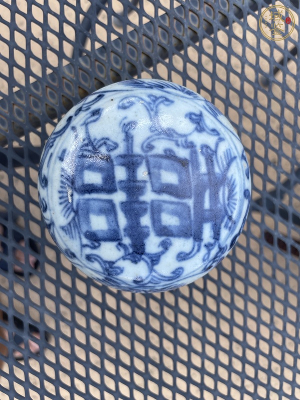 古玩陶瓷囍字紋蓋盒真品鑒賞圖