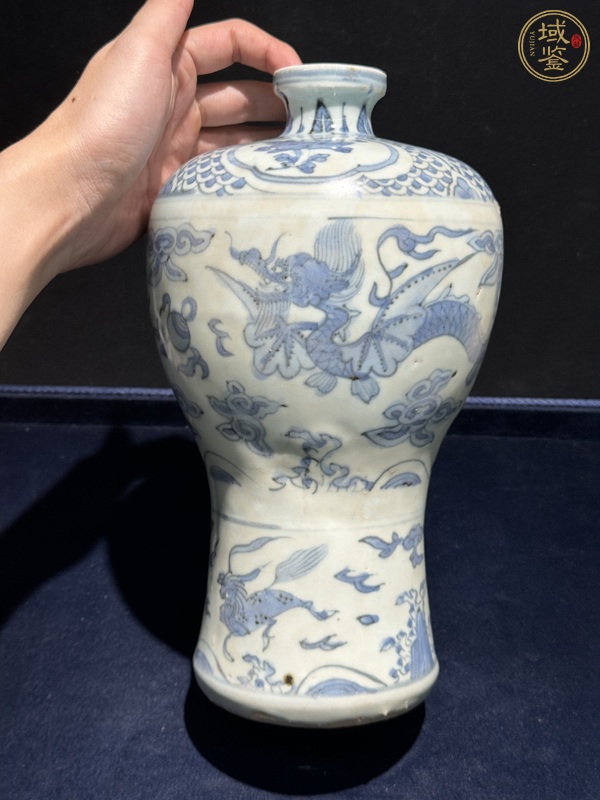 古玩陶瓷青花龍馬圖梅瓶真品鑒賞圖