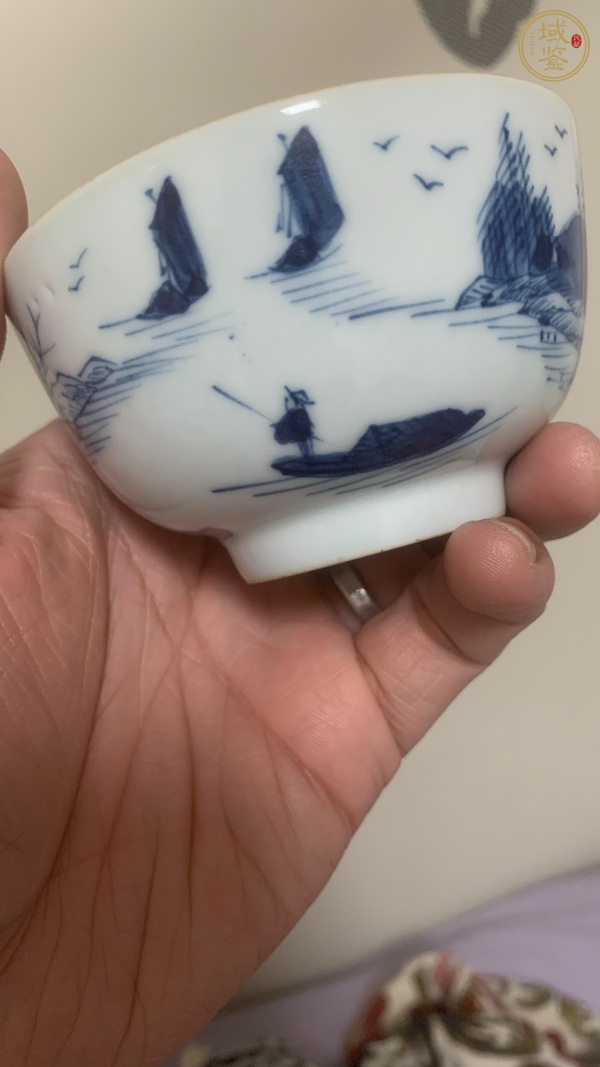 古玩陶瓷青花山水樓閣紋茶碗真品鑒賞圖