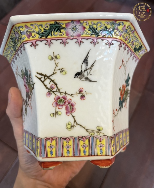 古玩陶瓷花鳥紋粉彩花盆真品鑒賞圖