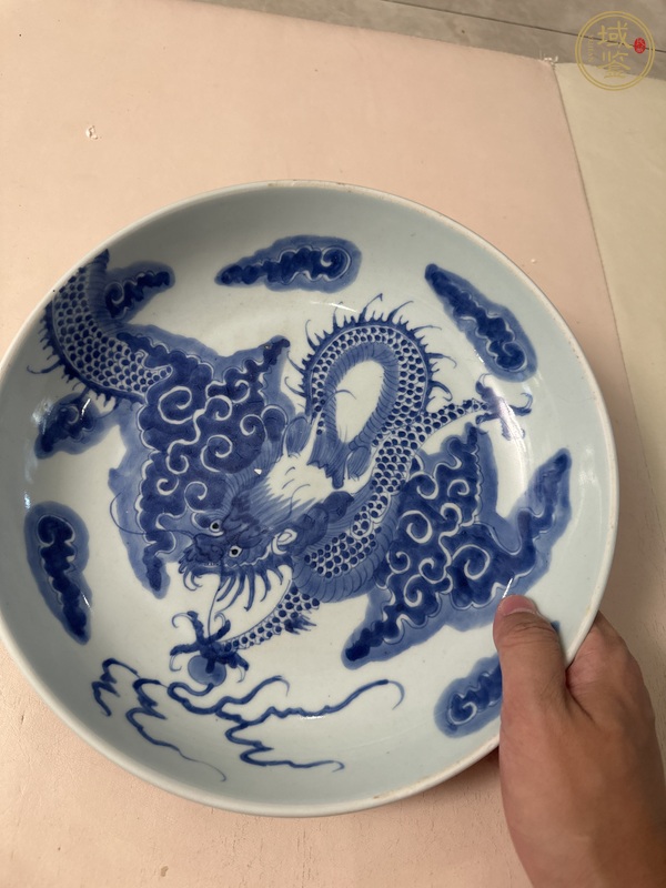 古玩陶瓷青花盤真品鑒賞圖