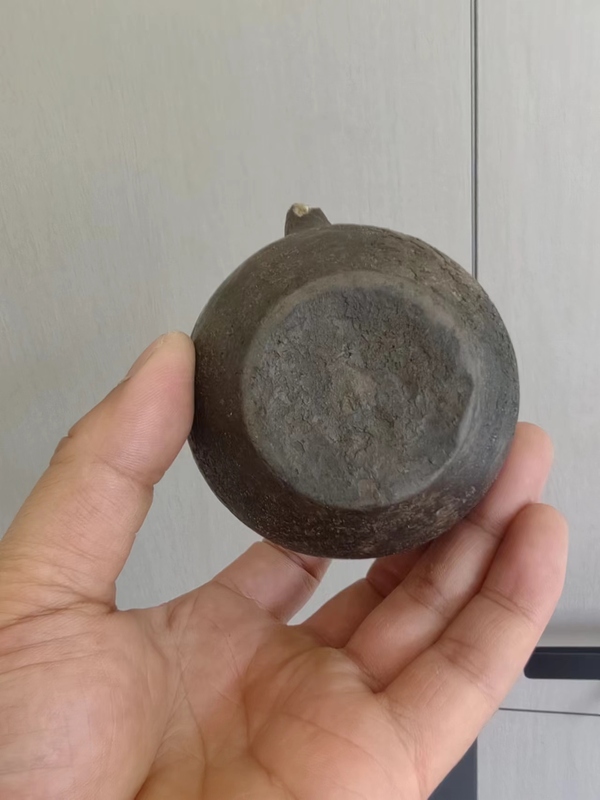 古玩陶瓷褐釉水滴拍賣,當(dāng)前價(jià)格199元