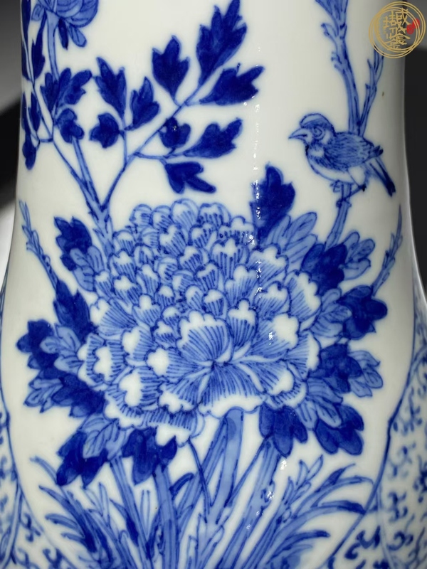 古玩陶瓷青花花卉紋尊真品鑒賞圖