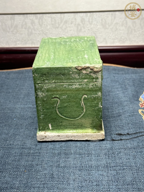 古玩陶瓷明三彩家具真品鑒賞圖