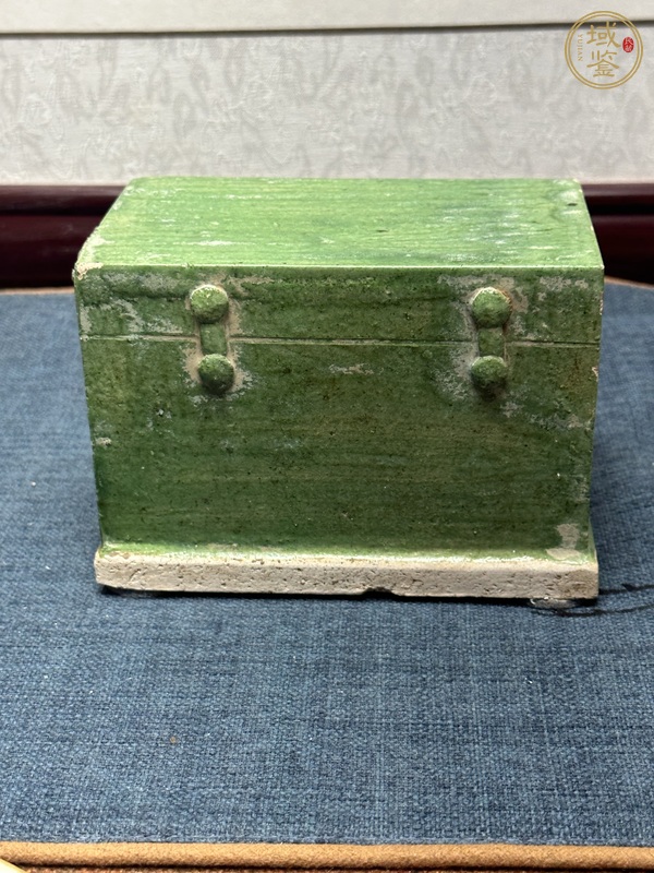 古玩陶瓷明三彩家具真品鑒賞圖