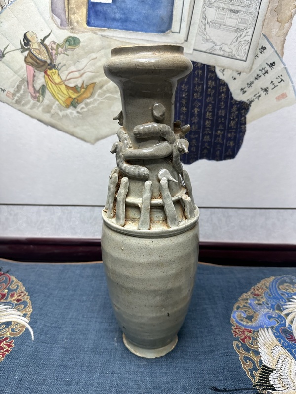 古玩陶瓷宋代影青精品盤龍瓶，博物館級(jí)別拍賣，當(dāng)前價(jià)格1690元