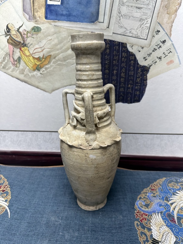 古玩陶瓷宋代影青盤龍青釉瓶 博物館級別拍賣,當前價格1269元