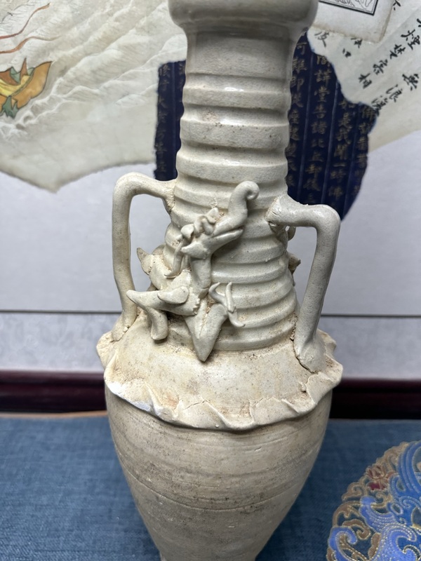 古玩陶瓷宋代影青盤龍青釉瓶 博物館級別拍賣,當前價格1269元