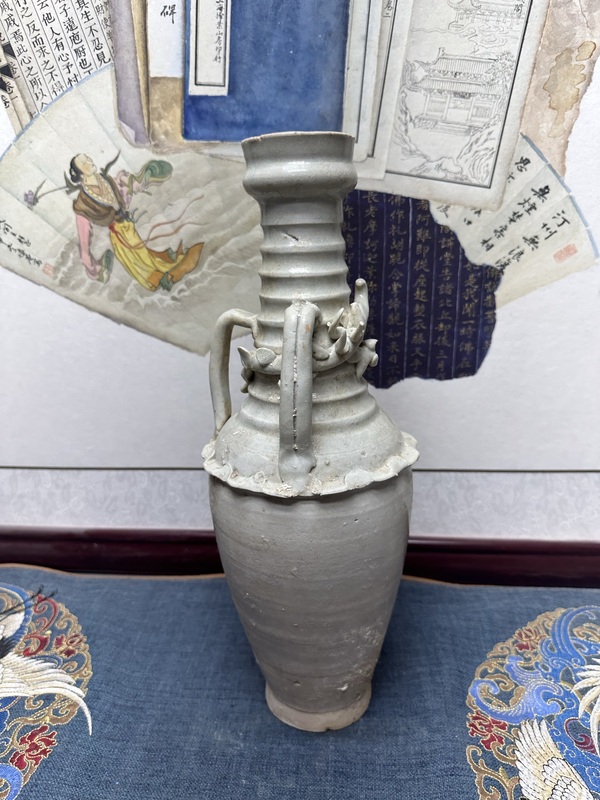 古玩陶瓷宋·影青釉堆塑龍紋瓶拍賣,當(dāng)前價(jià)格1980元