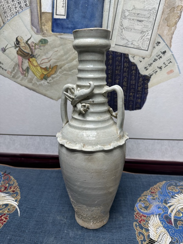 古玩陶瓷宋·影青釉堆塑龍紋瓶拍賣,當(dāng)前價(jià)格1980元