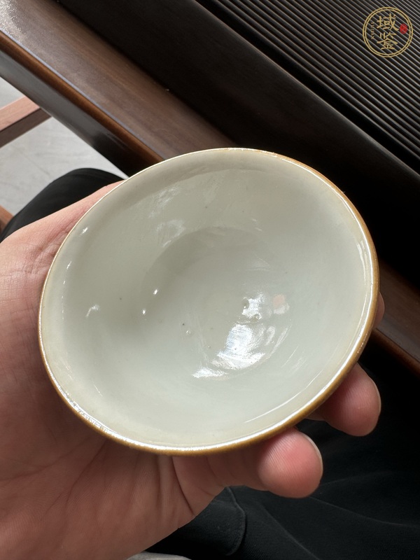 古玩陶瓷醬釉描金花卉紋茶圓真品鑒賞圖