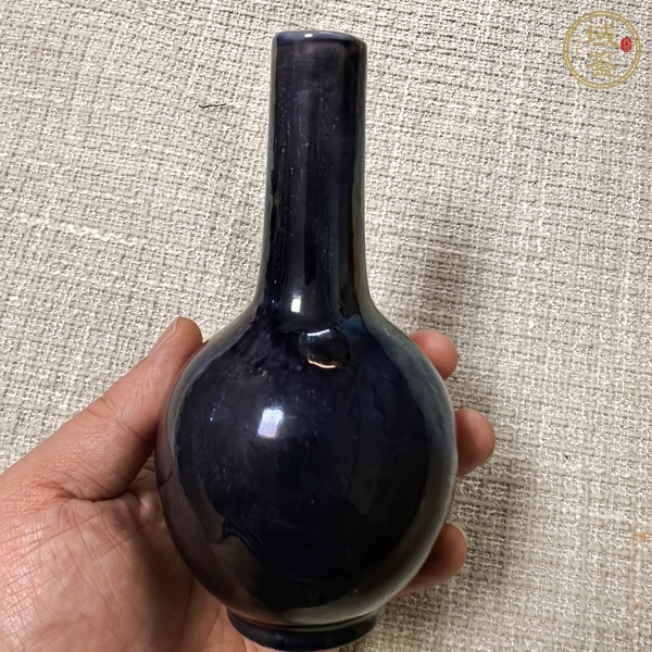 古玩茄皮紫釉天球瓶真品鑒賞圖