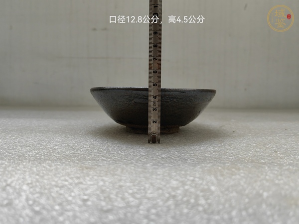 古玩陶瓷磁州窯窯變紫金釉茶碗真品鑒賞圖