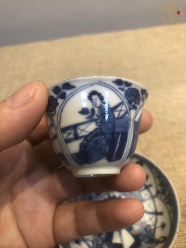 古玩陶瓷青花杯盤真品鑒賞圖