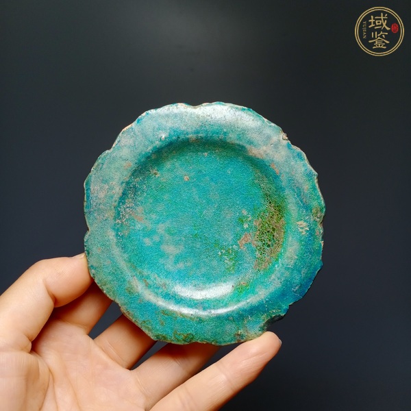 古玩陶瓷花口盤真品鑒賞圖