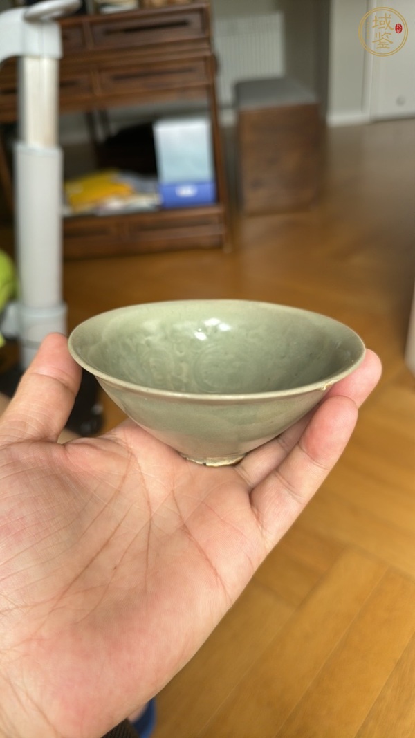 古玩陶瓷宋耀州窯團(tuán)菊盞真品鑒賞圖