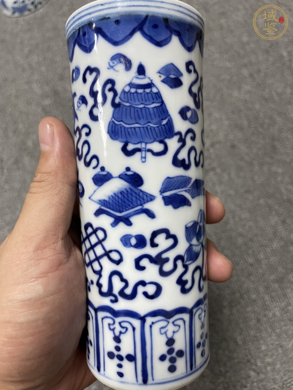 古玩陶瓷青花筆筒真品鑒賞圖