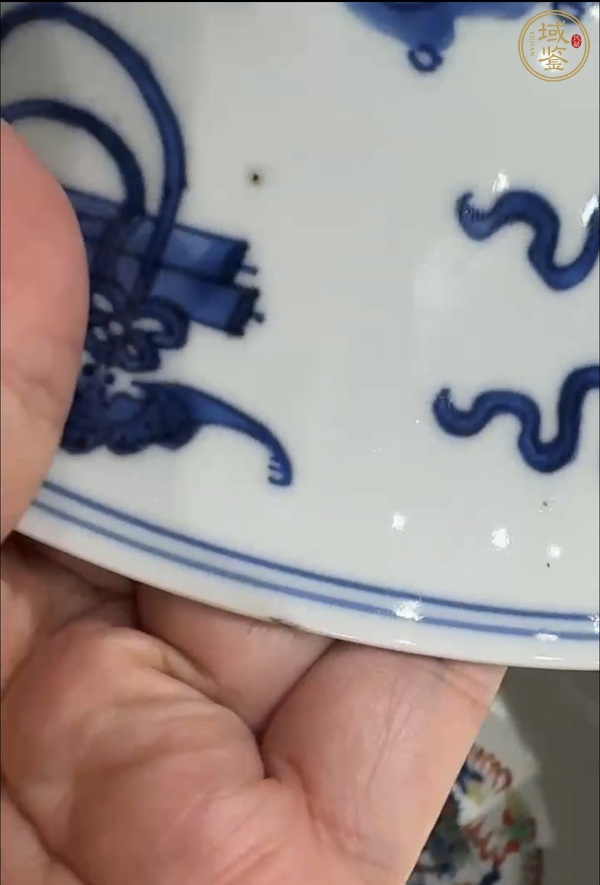 古玩陶瓷魚紋青花碗真品鑒賞圖