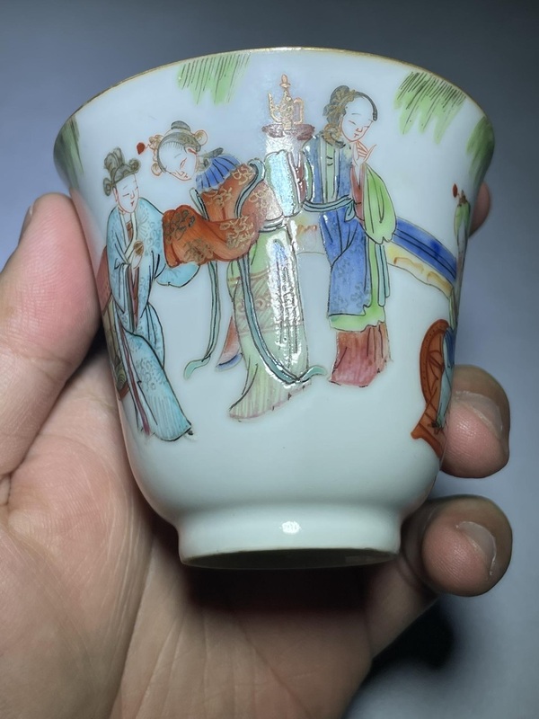 古玩陶瓷咸豐·粉彩西廂記人物故事紋鈴鐺杯拍賣(mài)，當(dāng)前價(jià)格27500元