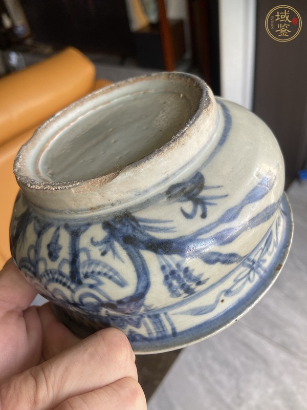 古玩陶瓷青花山水人物紋香爐真品鑒賞圖