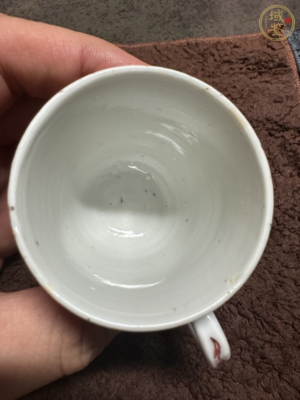 古玩陶瓷粉彩花卉紋把杯真品鑒賞圖