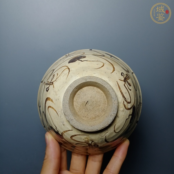 古玩陶瓷磁州窯白地黑花茶碗真品鑒賞圖