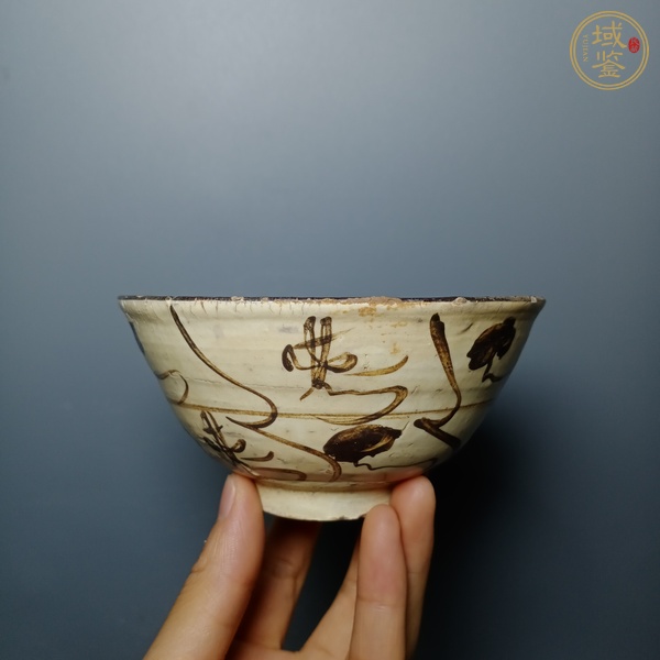 古玩陶瓷磁州窯白地黑花茶碗真品鑒賞圖