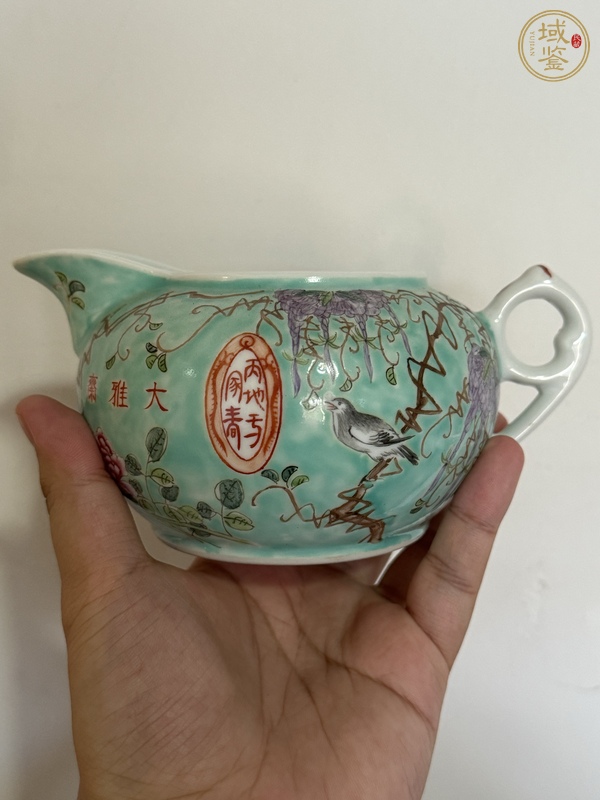 古玩陶瓷花鳥紋粉彩奶壺真品鑒賞圖